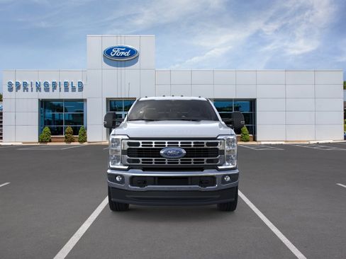 New 2025 Ford F350 XL w/ XL Chrome Package AWD/4WD image 6