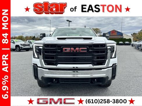 New 2026 GMC Sierra 3500 Pro image 4