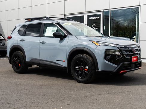 New 2026 Nissan Rogue SV AWD/4WD image 1