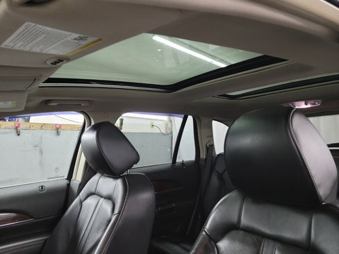 Used 2014 Lincoln MKX AWD w/ Equipment Group 102A image 26