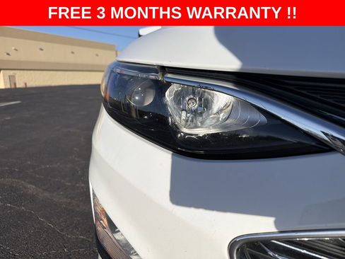 Used 2021 Chevrolet Malibu LT image 34