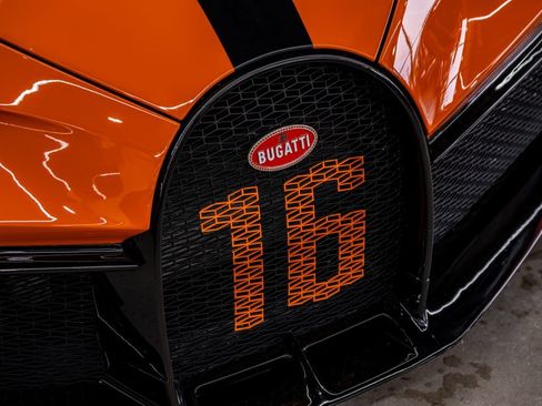 Used 2023 Bugatti Chiron Pur Sport AWD/4WD image 87