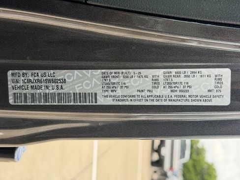 Used 2025 Jeep Wrangler Unlimited Rubicon 4xe w/ Convenience Group image 32