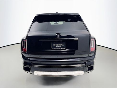 Certified 2025 Rolls-Royce Cullinan Black Badge image 6