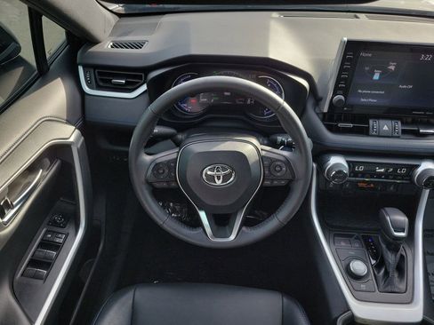 Used 2022 Toyota RAV4 XSE image 18