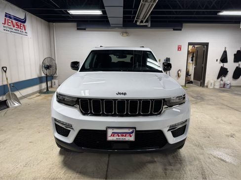 Used 2024 Jeep Grand Cherokee Limited w/ Trailer Tow Package image 2