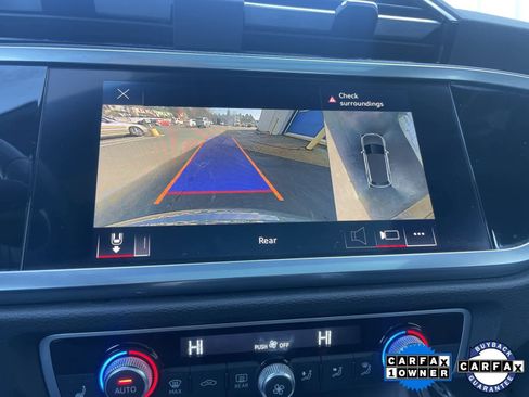 Used 2022 Audi Q3 2.0T Premium Plus image 18