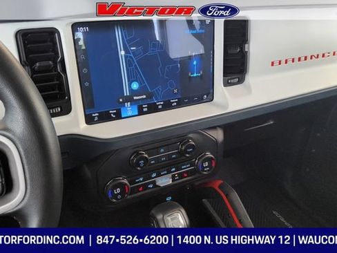 Used 2025 Ford Bronco Heritage Edition AWD/4WD image 12
