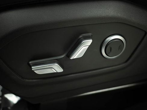 Used 2024 Hyundai Santa Fe SEL image 11