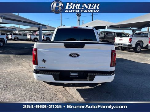 Used 2024 Ford F150 XLT w/ XLT Black Appearance Package image 6