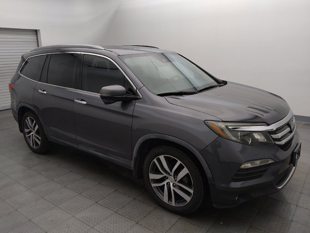 Used 2017 Honda Pilot Touring image 11