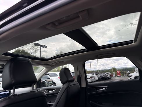 Used 2021 Ford Edge SEL w/ Convenience Package AWD/4WD image 26