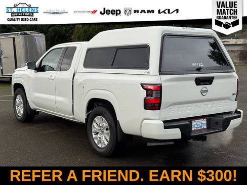Used 2024 Nissan Frontier SV w/ SV Convenience Package image 4