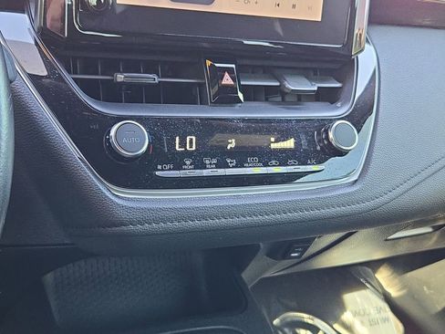 Used 2024 Toyota Corolla SE FWD image 12
