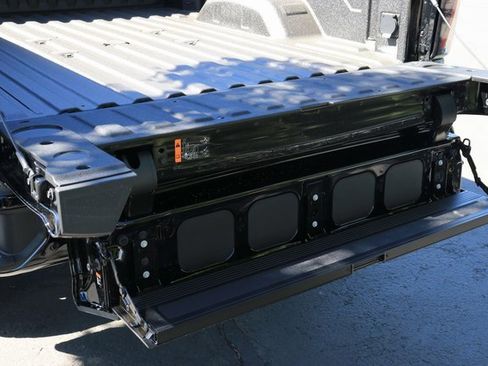 New 2025 GMC Sierra 3500 AT4 w/ AT4 Premium Plus Package image 9