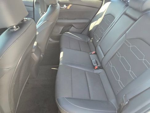 Used 2023 Kia Forte GT-Line w/ GT-Line Premium Package FWD image 12