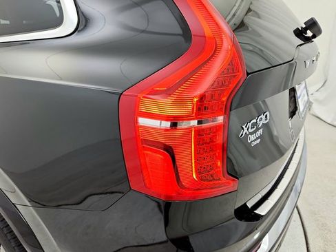 New 2025 Volvo XC90 B6 Plus w/ Protection Package Premier image 32