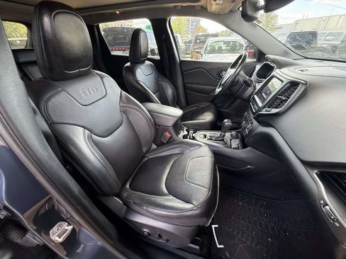 Used 2021 Jeep Cherokee Latitude Lux w/ Sun & Sound Group AWD/4WD image 9