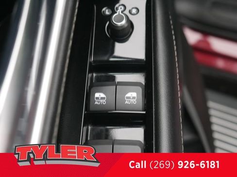 Used 2022 Jeep Wagoneer Series III w/ Premium Group I AWD/4WD image 20