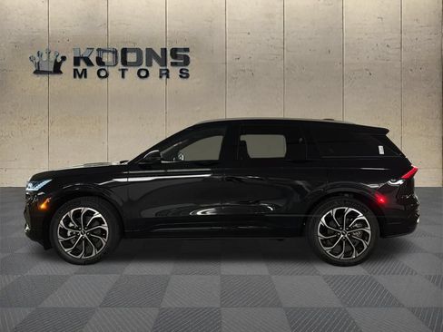 New 2026 Lincoln Nautilus Reserve AWD/4WD image 4