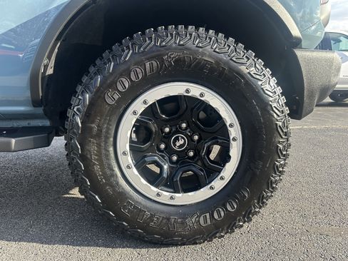 Used 2021 Ford Bronco Big Bend w/ Sasquatch Package image 8