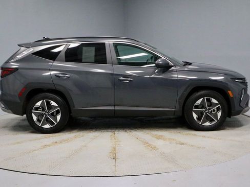 Certified 2025 Hyundai Tucson SEL image 11