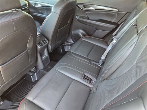 Used 2022 Buick Envision Essence w/ Technology Package I image 20