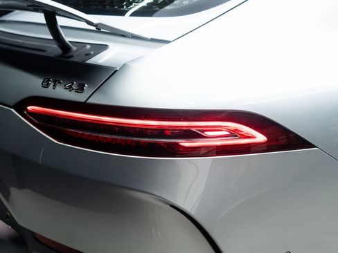 Used 2022 Mercedes-Benz AMG GT 43 image 16