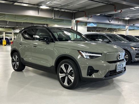 Certified 2023 Volvo XC40 Recharge Plus w/ Protection Package Premier AWD/4WD image 1