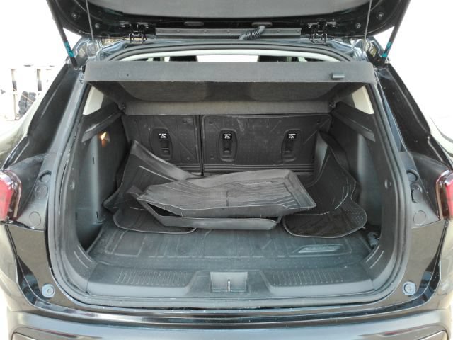 Used 2026 Chevrolet Trax LT w/ Sunroof Package FWD image 22