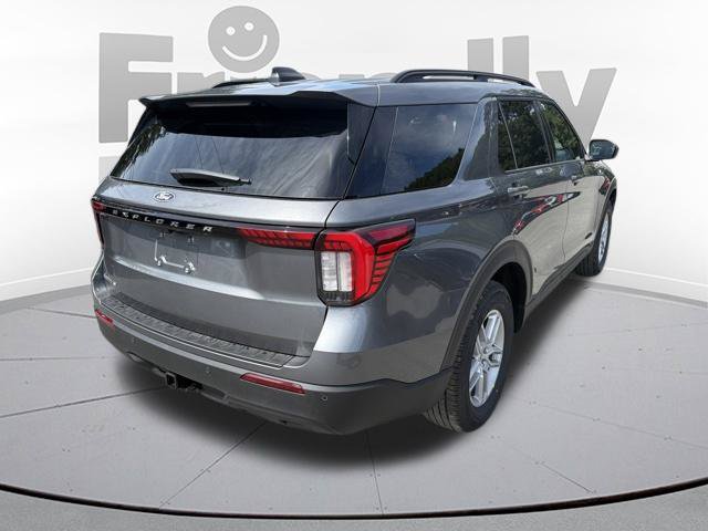 Used 2027 Ford Explorer Active AWD/4WD image 7