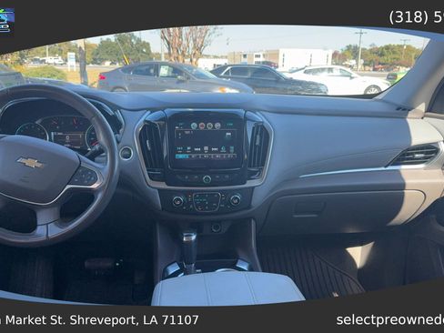 Used 2019 Chevrolet Traverse LT image 9