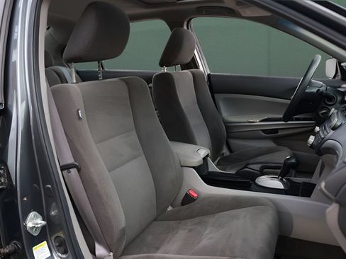 Used 2010 Honda Accord EX image 17