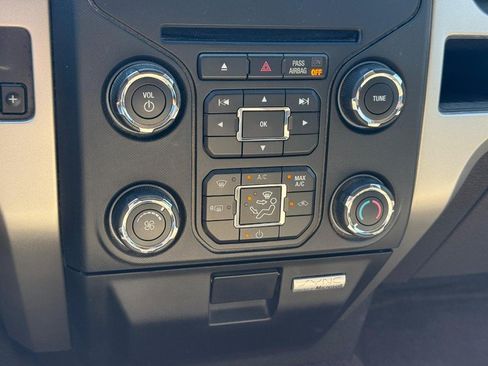 Used 2014 Ford F150 XLT w/ Equipment Group 302A Luxury AWD/4WD image 18