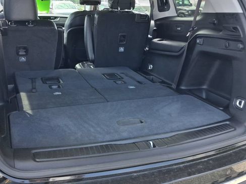 Used 2023 Jeep Grand Cherokee L Limited AWD/4WD image 16
