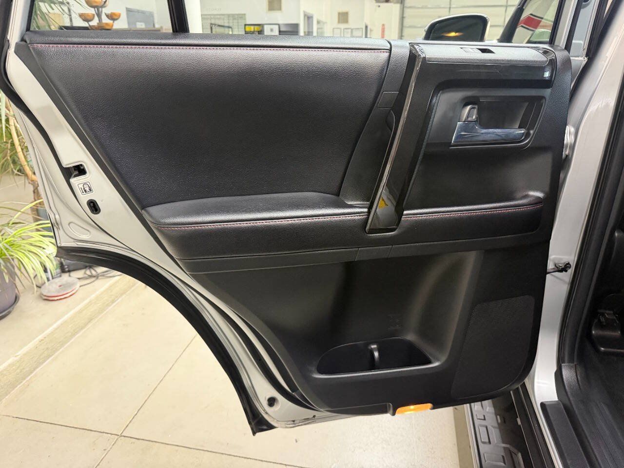 Used 2016 Toyota 4Runner Trail Premium AWD/4WD image 12