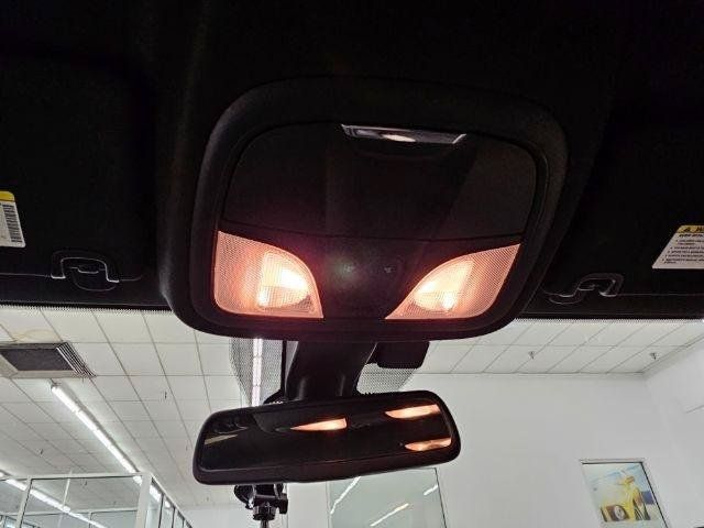 Used 2015 Chrysler 200 S w/ Comfort Group FWD image 22