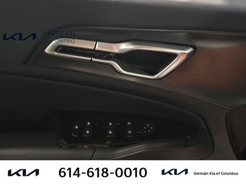Certified 2025 Kia Sportage EX w/ EX Premium Package AWD/4WD image 25