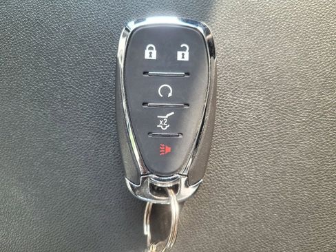 Used 2024 Chevrolet Equinox LT w/ LPO, Floor Liner Package image 32