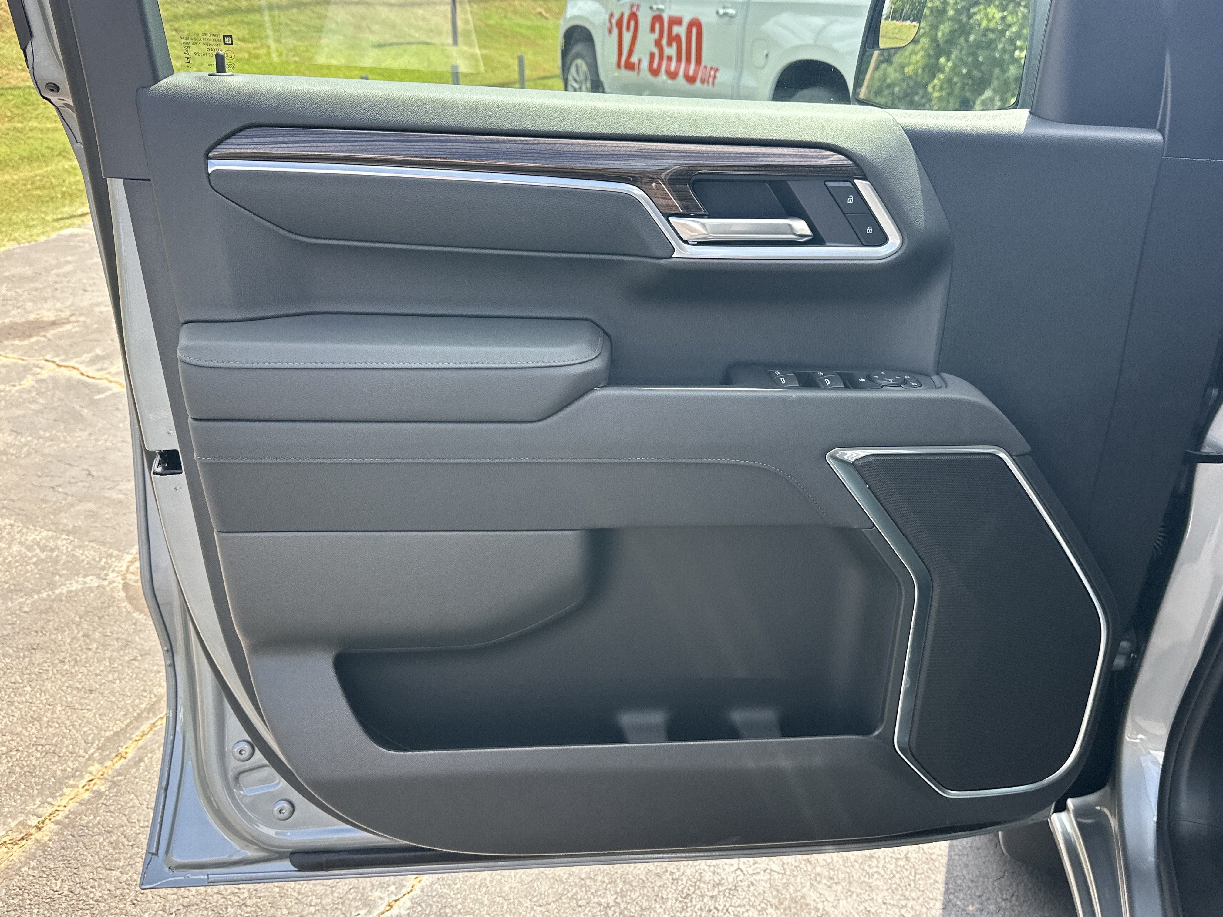 New 2026 Chevrolet Silverado 1500 RST AWD/4WD image 12