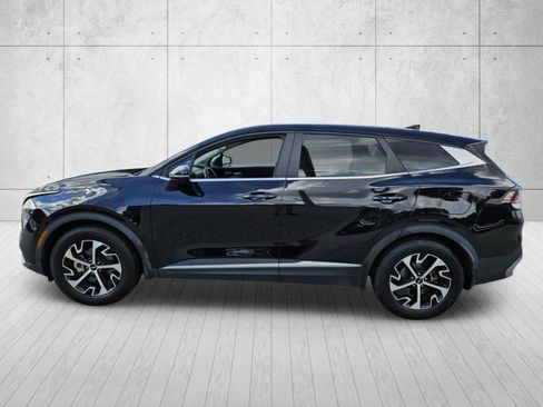 Used 2023 Kia Sportage EX FWD image 4