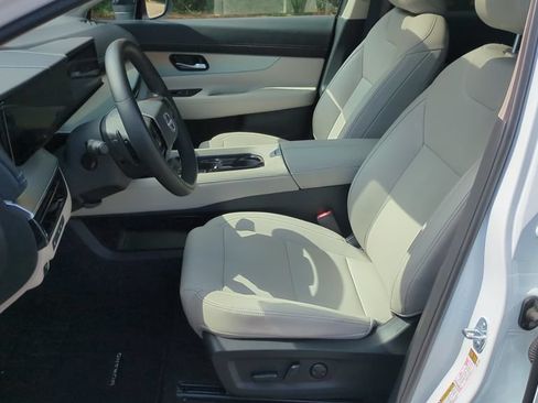 Used 2025 Nissan Murano SL AWD/4WD image 11