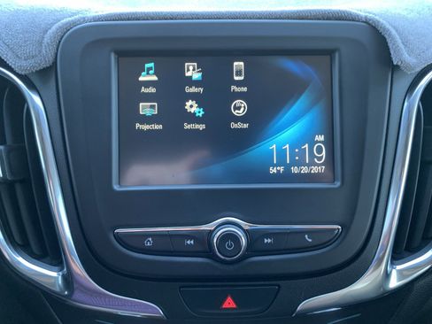 Used 2018 Chevrolet Equinox LT image 22