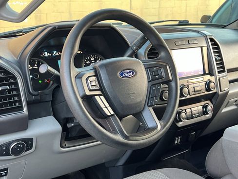Used 2019 Ford F150 XLT image 14