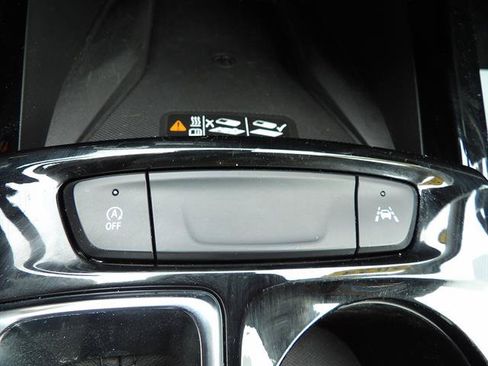 Used 2024 Chevrolet Trax ACTIV w/ Sunroof Package FWD image 28