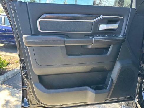 Used 2021 RAM 2500 Big Horn w/ Towing Technology Group AWD/4WD image 11