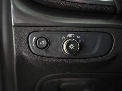 Used 2019 Buick Encore Preferred image 44