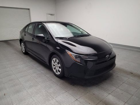 Used 2025 Toyota Corolla LE image 13