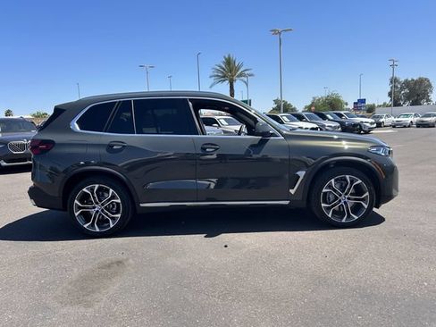 Used 2026 BMW X5 sDrive40i w/ Premium Package RWD image 5