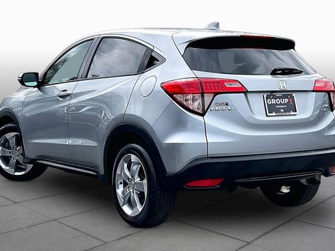 Used 2017 Honda HR-V EX image 12